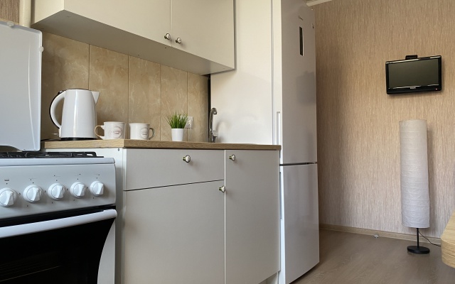 Kak doma v tihom rajone Flat