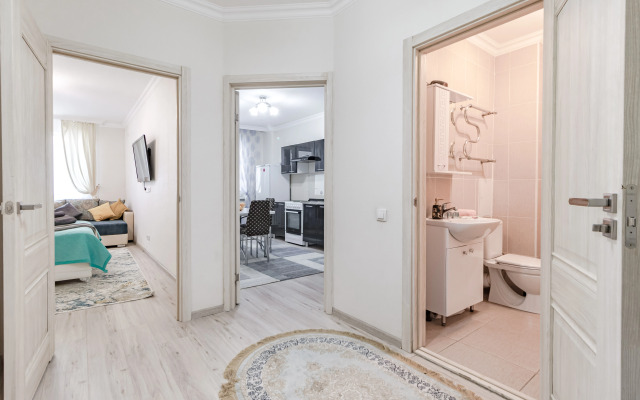 Uyutnye Ryadom S Khanshatyrom Apartments