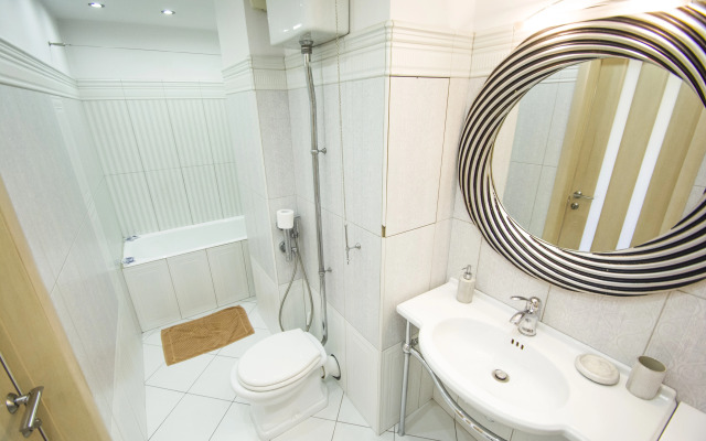 Апартаменты на Победителей 39