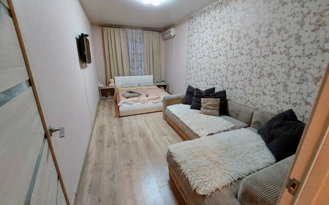 Kvartira U Tts Ostrov Apartments