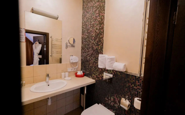 Oi-Qaragai Hotel