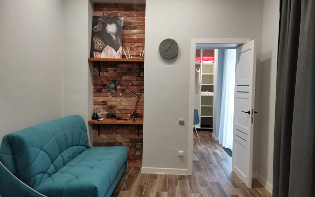 V Tsentre Sochi s Terrasoy i Zonoy Barbekyu Apartments