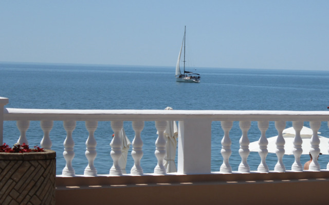 Galla-Mariya Guest House