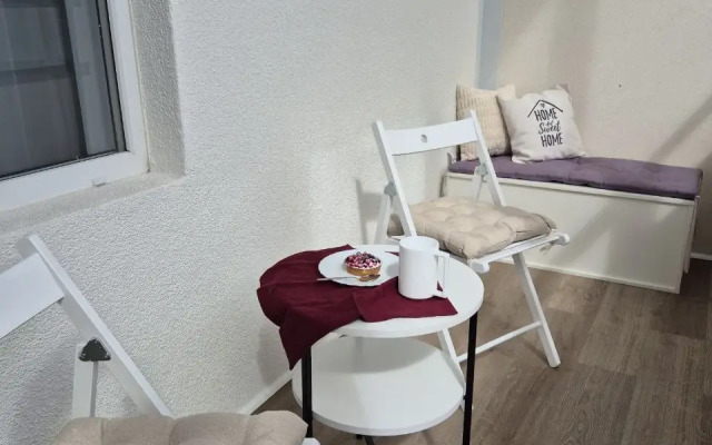 Studiya Pino Nuar Flat