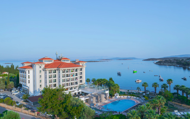 Sibyl Hotel Erythrai By Muup