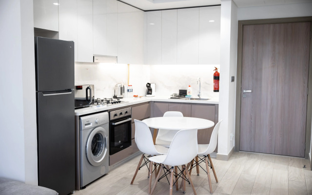 Апартаменты Welcome Home in Azizi Riviera 39