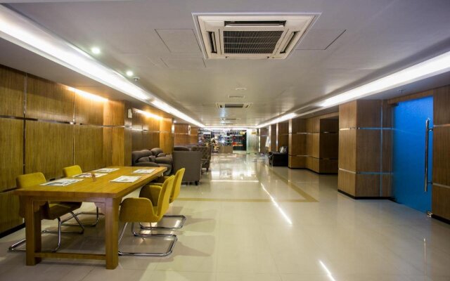 Momo Inn Hotel