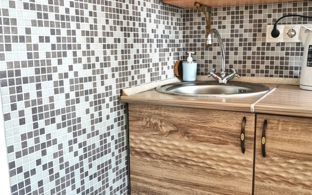 Апартаменты с балконом и видом на Золотой мост