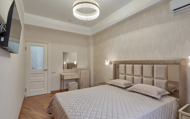 Апартаменты двухкомнатная на улице Декабристов 36/2