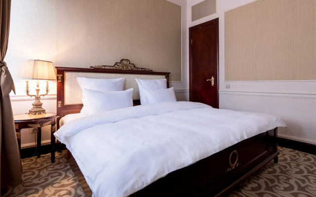 Апартаменты Трехкомнатные на Николоямской