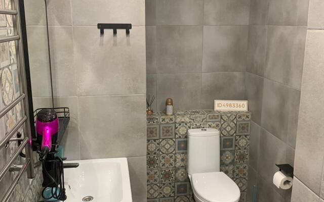 Апартаменты Дизайнерские апартаменты-студия в ЖК Граф Орлов