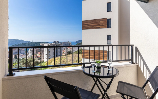 Walnut in Tre Group Apartments