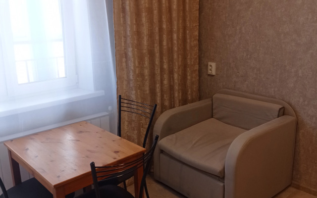 Studiya U Aeroporta Flat