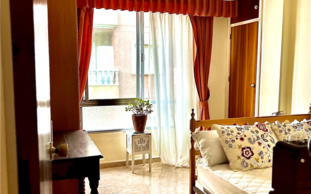 Ispanii 100 Metrov ot Morya na Luchshem Plyazhe Goroda Torrevekha Apartment