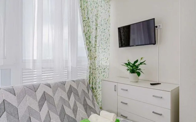 Квартира студия светлая в апарт-отеле Октава