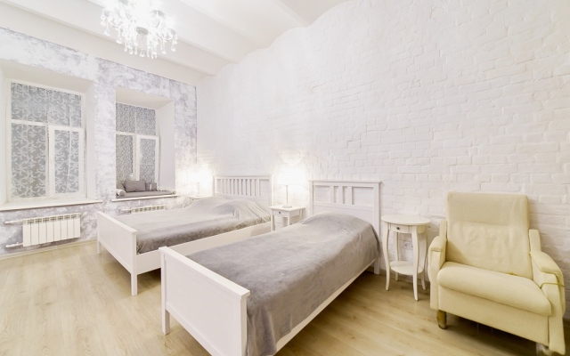 Sutki-Dom - Personnage Apartments