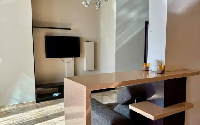 Апартаменты Двухкомнатные Sutki Vip на Пушкина 15, 5 этаж