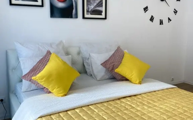 Sunny Days Apartment Zhulebino Park 5 Apartments