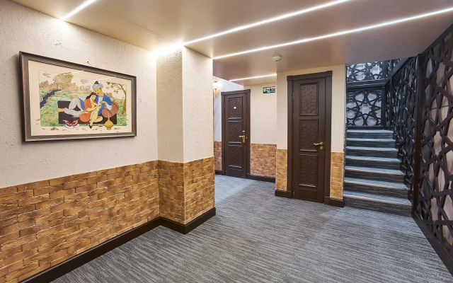 Khamsa Hotel