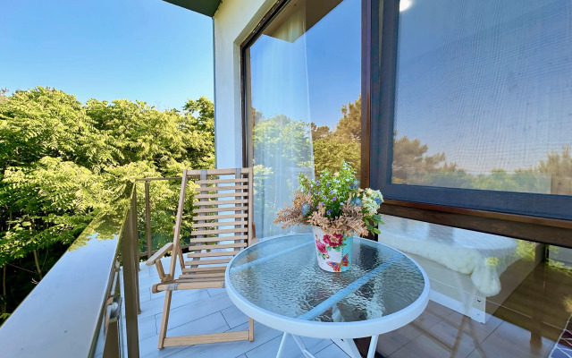 Eva Private house