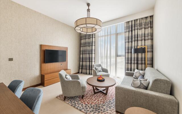 Staybridge Suites Dubai al-Maktoum Airport, an IHG Hotel