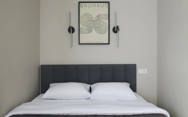 ZhK Landyishi  521/2 Apartments