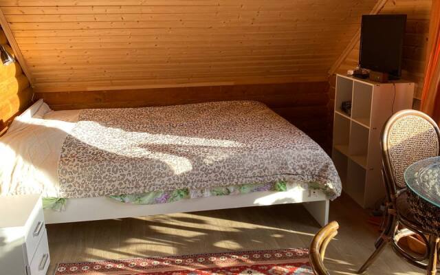 Sredi Ozer Private House