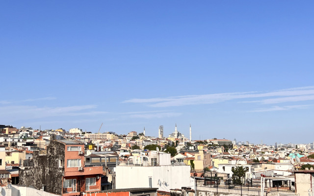 Отель Mamma Marya Hotel