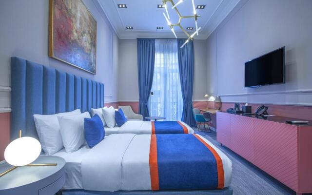 Heritage Hotel and Suites (by Travel Agency)