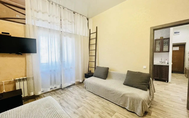 Sovetskaya 176/12 Flat