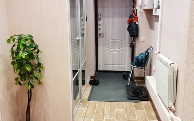 S Saunoy I Dzhakuzi U Fontanki Flat