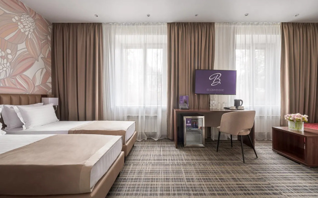Vozdvizhenskoe Park Hotel