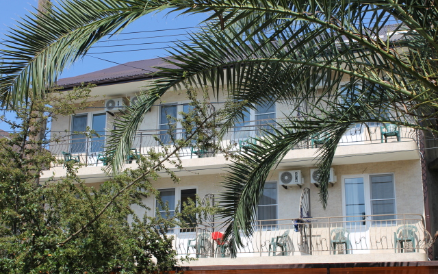 Na Izumrudnoy Guest House