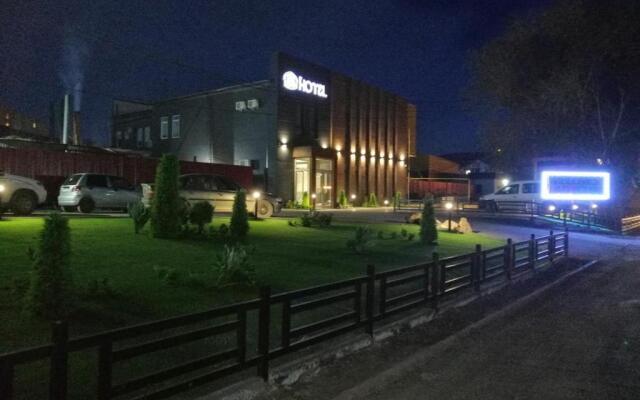 Altyn Shatyr Hotel