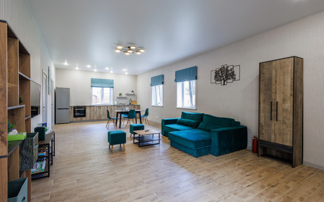 Частный дом Дом с 2-мя спальнями у дубового леса