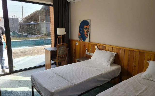 YO Guest House
