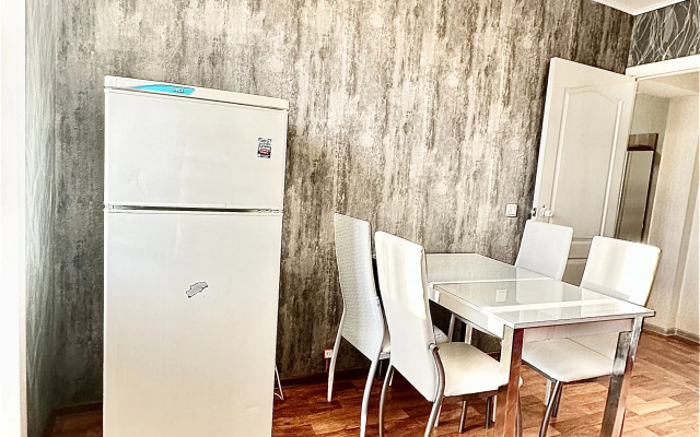 Апартаменты Крымск Хоум на Надежды 4