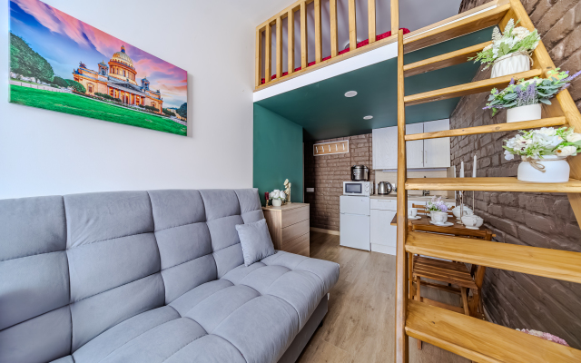 Gosti Na Ul. Koli Tomchaka Guest House