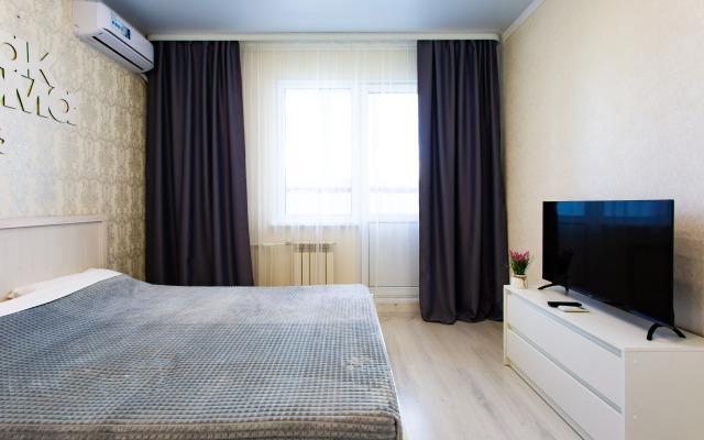 Квартира КакДома Двухкомнатная на Фронтовиков