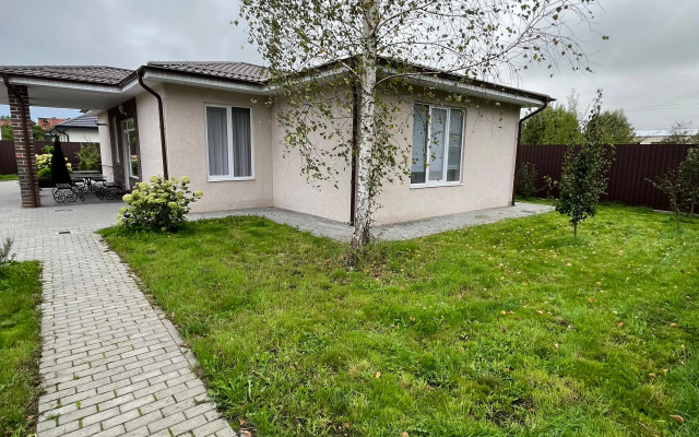 Частный дом отдельный с баней