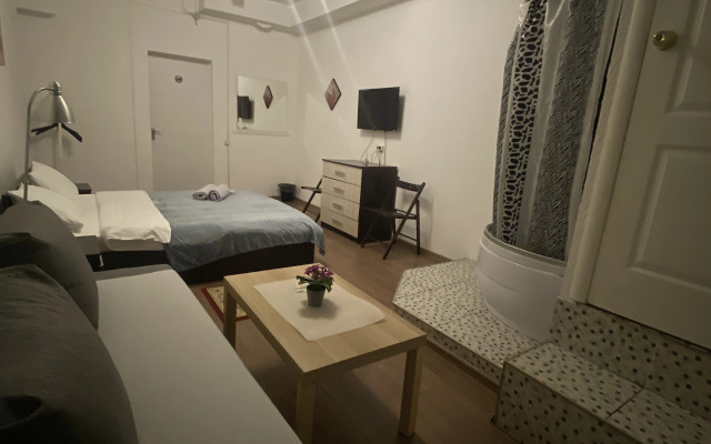 Silver Hotel