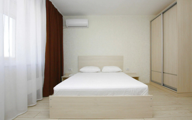 Lyuks (141) Apartments