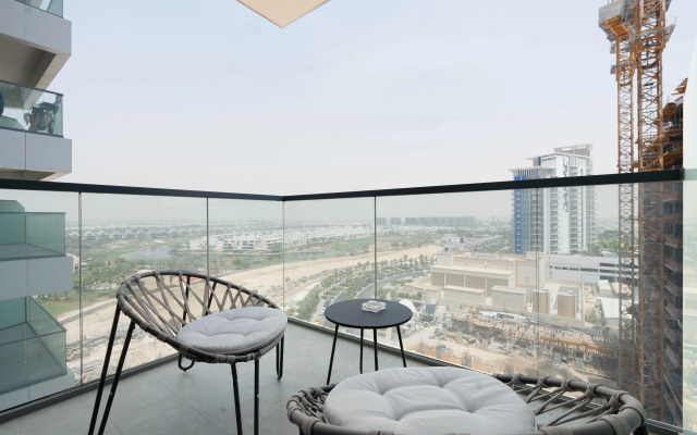 Apartment KeyRock Golf Gate | Relax & Unwind: Pool & Sauna