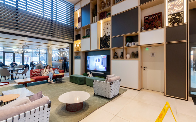 Апартаменты Smart Host 1я Леонова 18