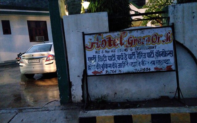 Manish Chauhan Guest House