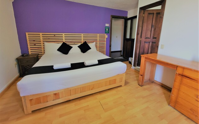 Отель Jardines De Luz