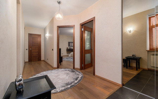 Апартаменты DeLuxe-2 BR у Исаакиевского собора