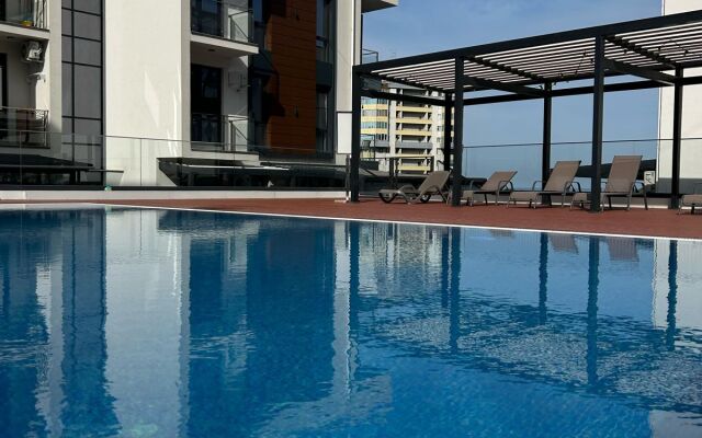 Casablanka Hit s Balkonom s Vidom na Kompleks Apartments