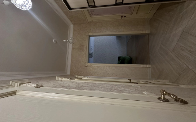 V Tsentre Kaspiyska U Morya Flat