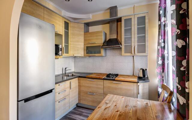 Апартаменты Народная 13